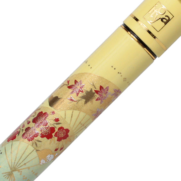 Itoya Permanent Brush Pen, Pale Yellow (Suehiro)