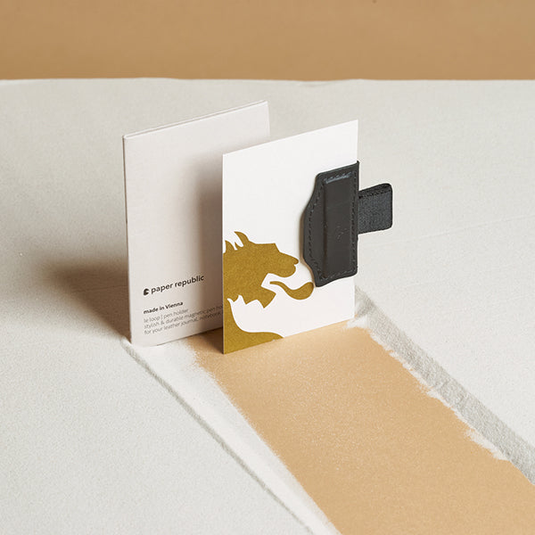 Paper Republic Le Loop Pen Holder